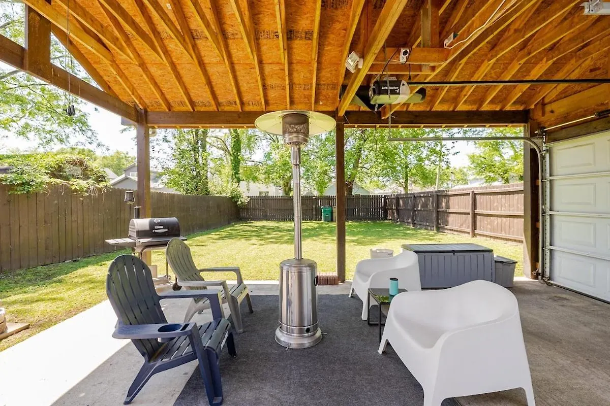 The Little Blue Haus - Two Miles To Broadway Vila Nashville Casa de Férias