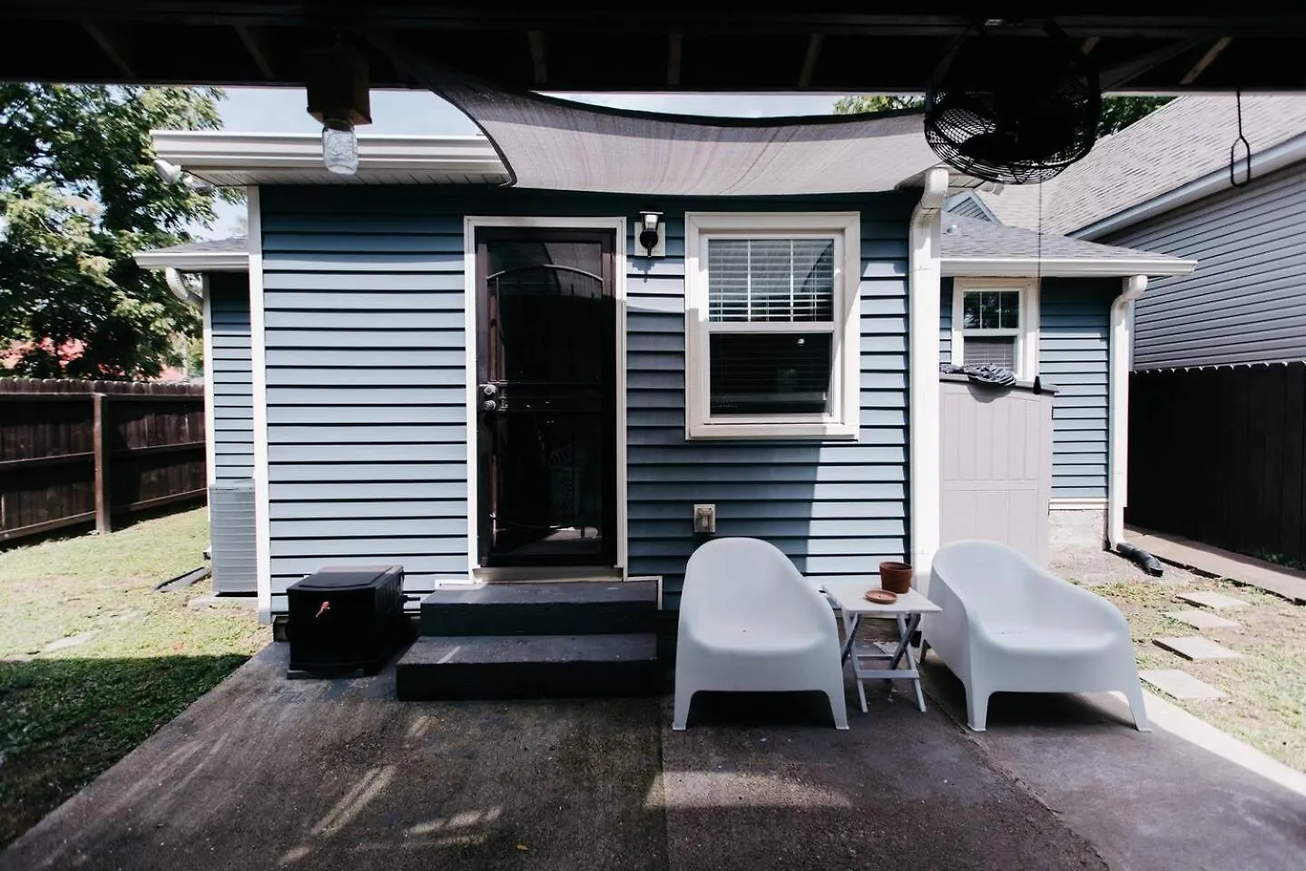 The Little Blue Haus - Two Miles to Broadway Villa Nashville
